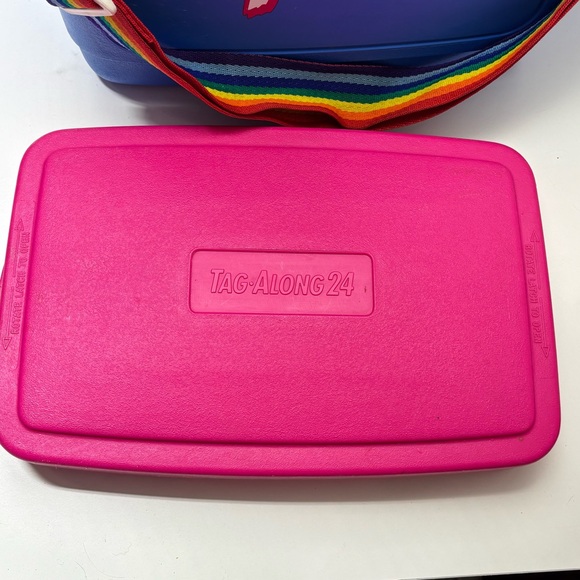 Igloo Tag-Along 24 vintage 90s rainbow strap cooler - Picture 4 of 13